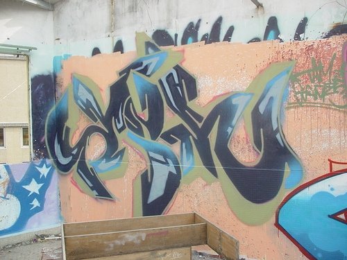 2004